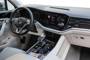 VW Touareg 2018 (13)