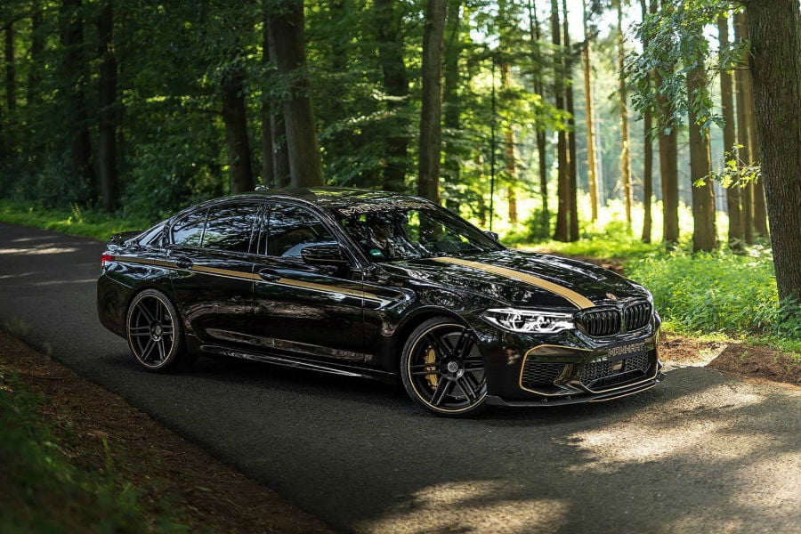https://autogreeknews.gr/wp-content/uploads/2018/07/bmw-m5-manhart.jpg
