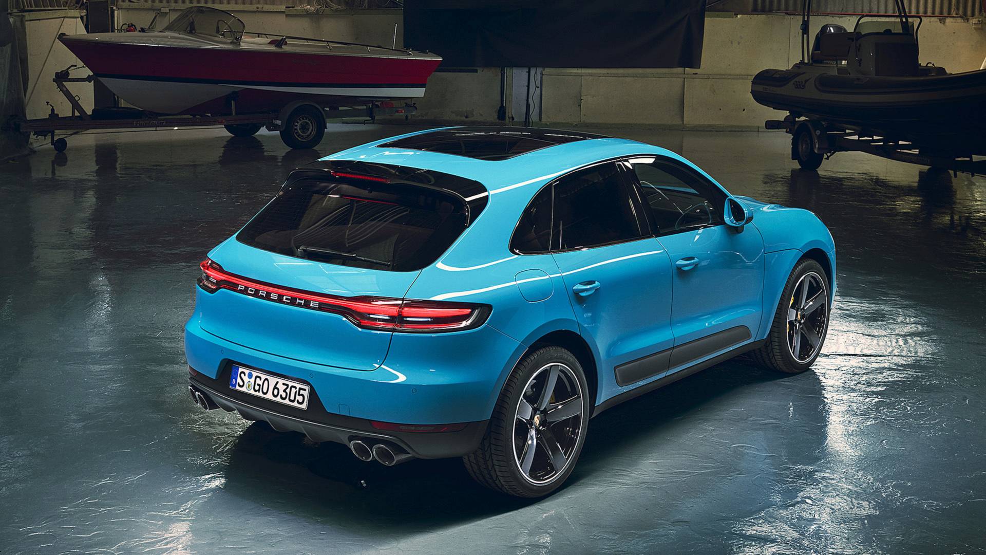 https://autogreeknews.gr/wp-content/uploads/2018/07/porsche-macan-fl.jpg4_.jpg