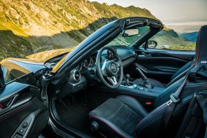 2019MX-5_Recaro_HighGrade-2