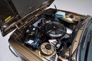 BMW-320i-Coupe-1981-(2)