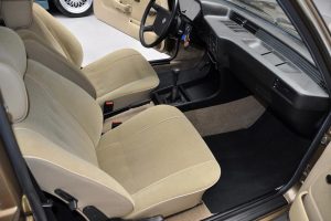 BMW-320i-Coupe-1981-(5)