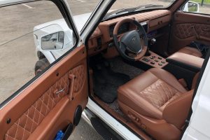 Lada_Niva_5D_Urban-(1)