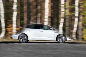 Renault_MEGANE_SEDAN-1