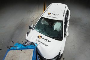 Toyota-Corolla-2018-crash-test-2