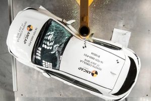 Toyota-Corolla-2018-crash-test-4