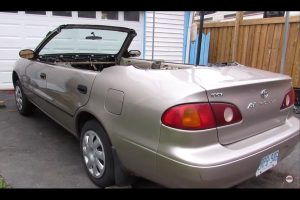 Toyota-Corolla-Cabrio