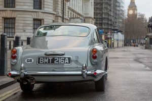 aston martin james bond4