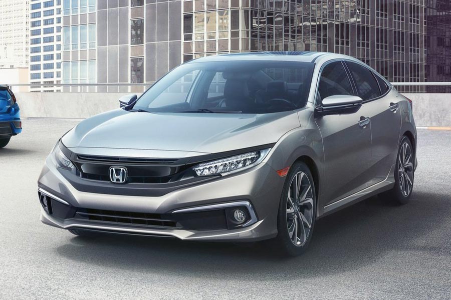 https://autogreeknews.gr/wp-content/uploads/2018/08/honda-civic-sedan-coupe-2018.jpg