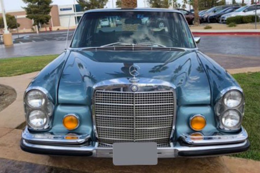 https://autogreeknews.gr/wp-content/uploads/2018/08/mercedes-elvis4.jpg