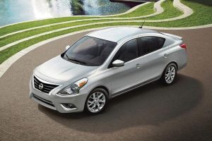 nissan-versa-sedan-2018-(1)