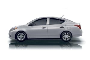 nissan-versa-sedan-2018-(2)