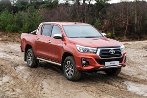toyota-hilux-071217-raw-444