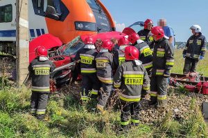train-crash-poland-(4)