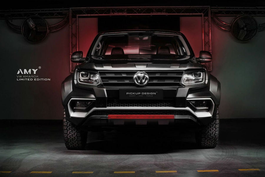 https://autogreeknews.gr/wp-content/uploads/2018/08/vw-amarok-carlex2.jpg