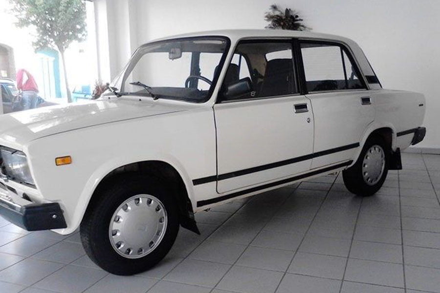 https://autogreeknews.gr/wp-content/uploads/2018/09/Lada-2107-b.jpg