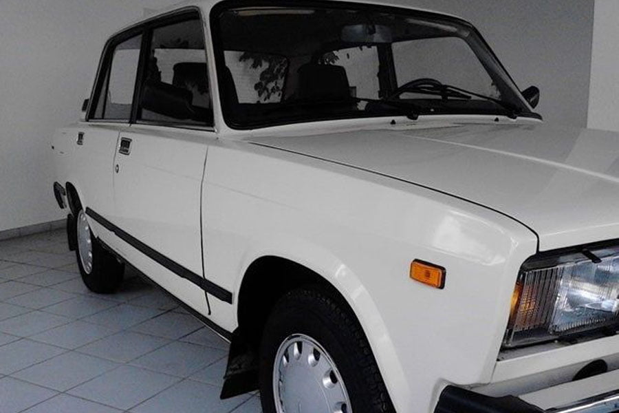 https://autogreeknews.gr/wp-content/uploads/2018/09/Lada-2107-c.jpg