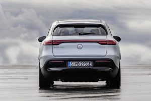 Mercedes-EQC-(2)