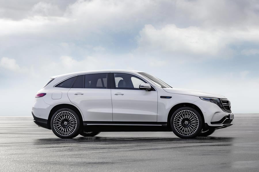 https://autogreeknews.gr/wp-content/uploads/2018/09/Mercedes-EQC-8.jpg