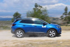 Opel Grandland X 1,2T (5)