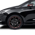 FordFiesta_RedBlack_03
