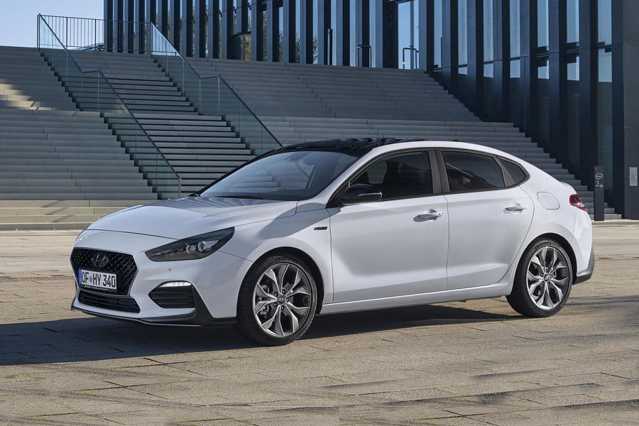 https://autogreeknews.gr/wp-content/uploads/2018/10/Hyundai-i30-Fastback-N-Line-3.jpg