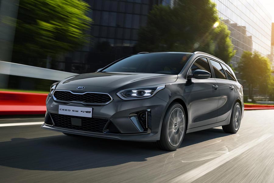 https://autogreeknews.gr/wp-content/uploads/2018/10/Kia-Ceed-GT-Line-4.jpg