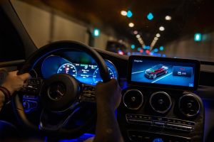 Mercedes-C-300-de-(6)