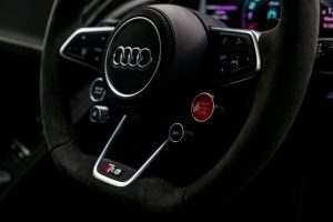 audi r8 competition8