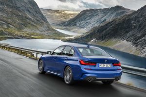 bmw 3 series official4
