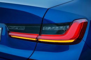 bmw 3 series official7