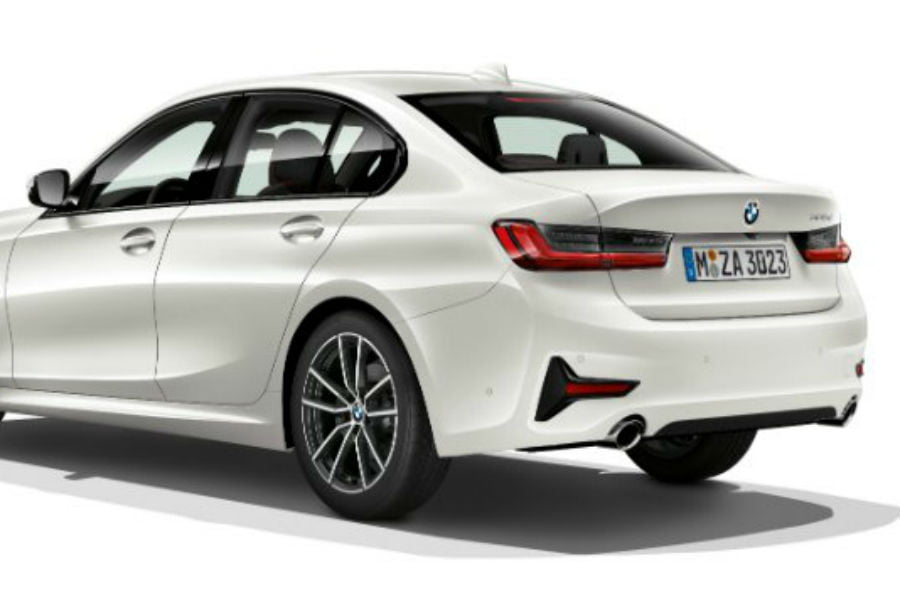 https://autogreeknews.gr/wp-content/uploads/2018/10/bmw-330e3.jpg