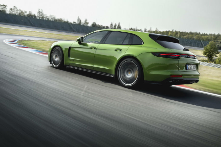 https://autogreeknews.gr/wp-content/uploads/2018/10/porsche-panamera-gts7.jpg