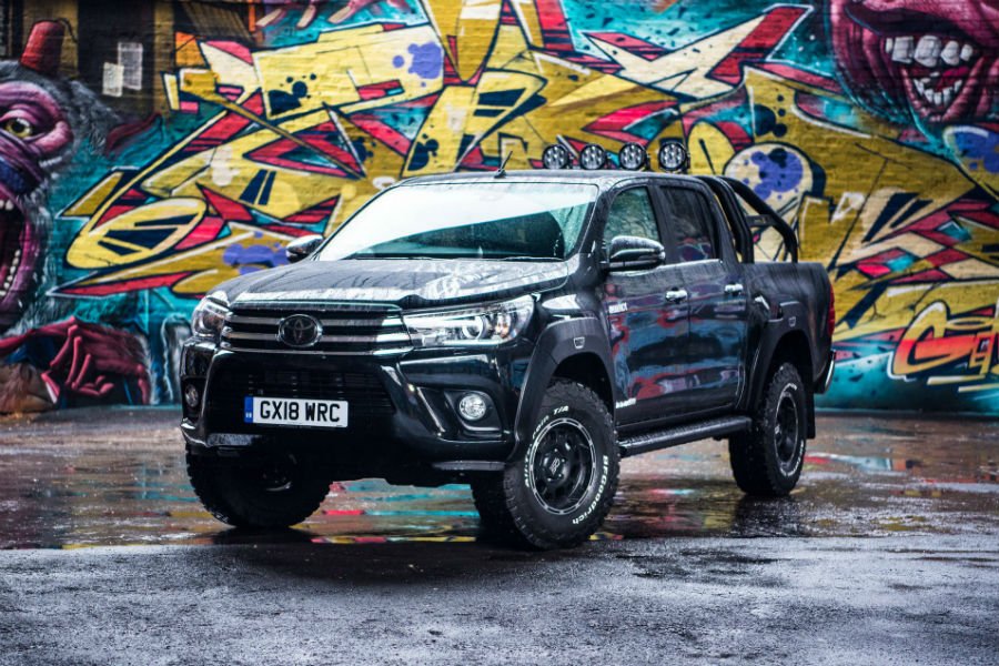 https://autogreeknews.gr/wp-content/uploads/2018/10/toyota-hilux-ifaisteio6.jpg