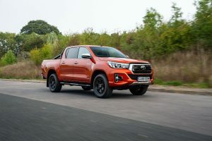 toyota hilux invincible5