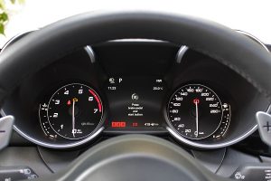 Alfa Romeo Giulia 2.0 Veloce (11)