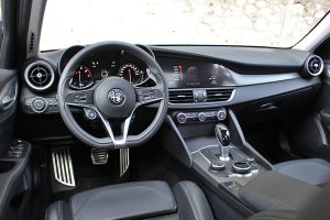 Alfa Romeo Giulia 2.0 Veloce (5)