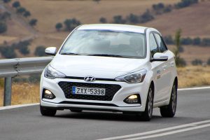Hyundai i20 1.0T 100 PS (9)