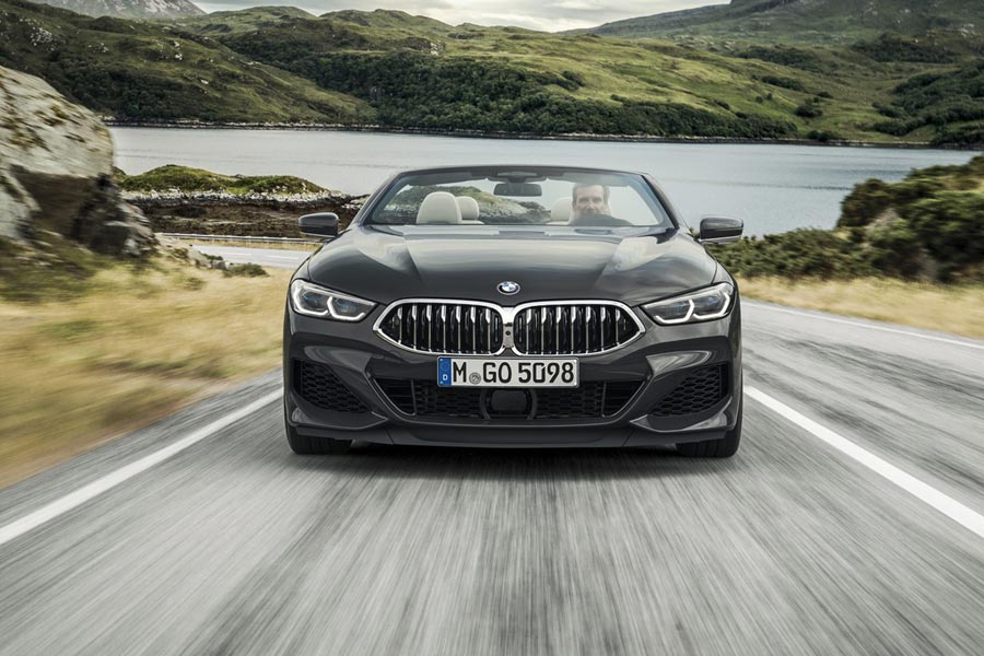 https://autogreeknews.gr/wp-content/uploads/2018/11/bmw8convertible3.jpg