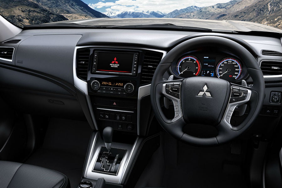https://autogreeknews.gr/wp-content/uploads/2018/11/mitsubishi-l200-interior.jpg