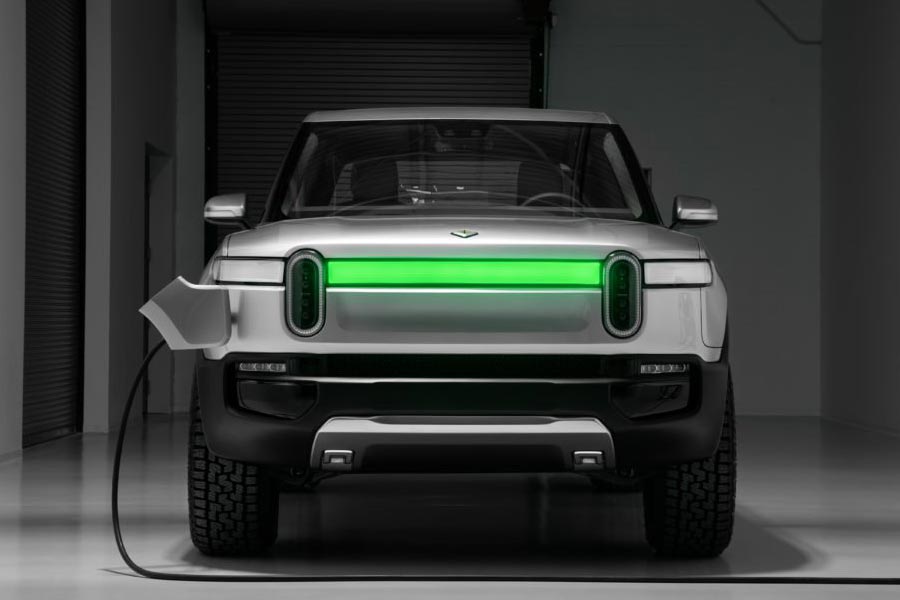 https://autogreeknews.gr/wp-content/uploads/2018/11/rivian-r1t-electric-truck-8.jpg