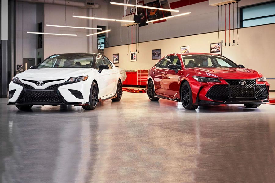 https://autogreeknews.gr/wp-content/uploads/2018/11/toyota-camry-avalon-trd-1.jpg