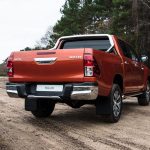toyota-hilux-millenium-edition-(3)