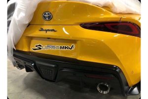 2020-toyota-supra-rear-leaked-looks-great-painted-in-yellow-131185_1
