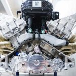 Aston_Martin_Valkyrie_engine_1