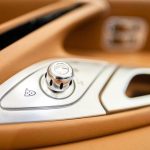 Bugatti_Veyron_2008_interior4