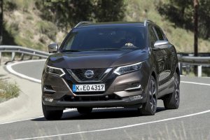Nissan-Qashqai-1.3-lt-(1)