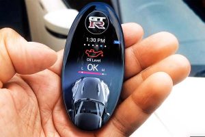 Nissan_GT-R_Concept_Key_3