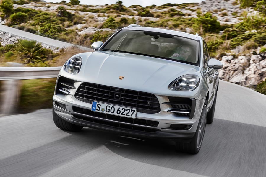 https://autogreeknews.gr/wp-content/uploads/2018/12/Porsche-Macan-S.jpg