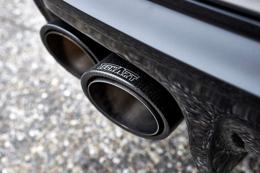 https://autogreeknews.gr/wp-content/uploads/2018/12/Porsche_Panamera_exhaust.jpg